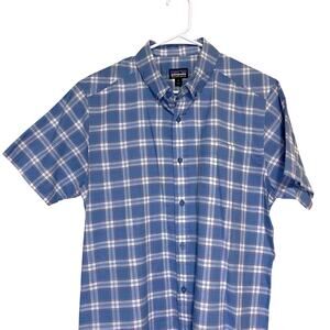 Patagonia Men's Medium Blue Lightweight Bluffside Short Sleeve Button Down Shirt